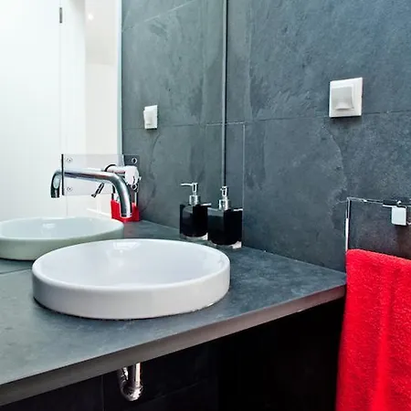 Graca Light * リスボン